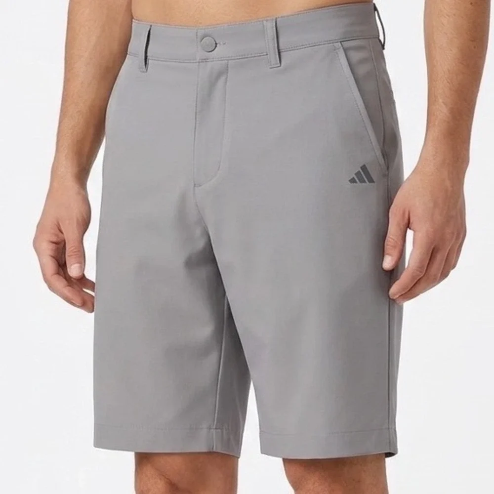 Adidas Mens Golf Shorts Light Grey Flat Front Performance Stretch Size 32